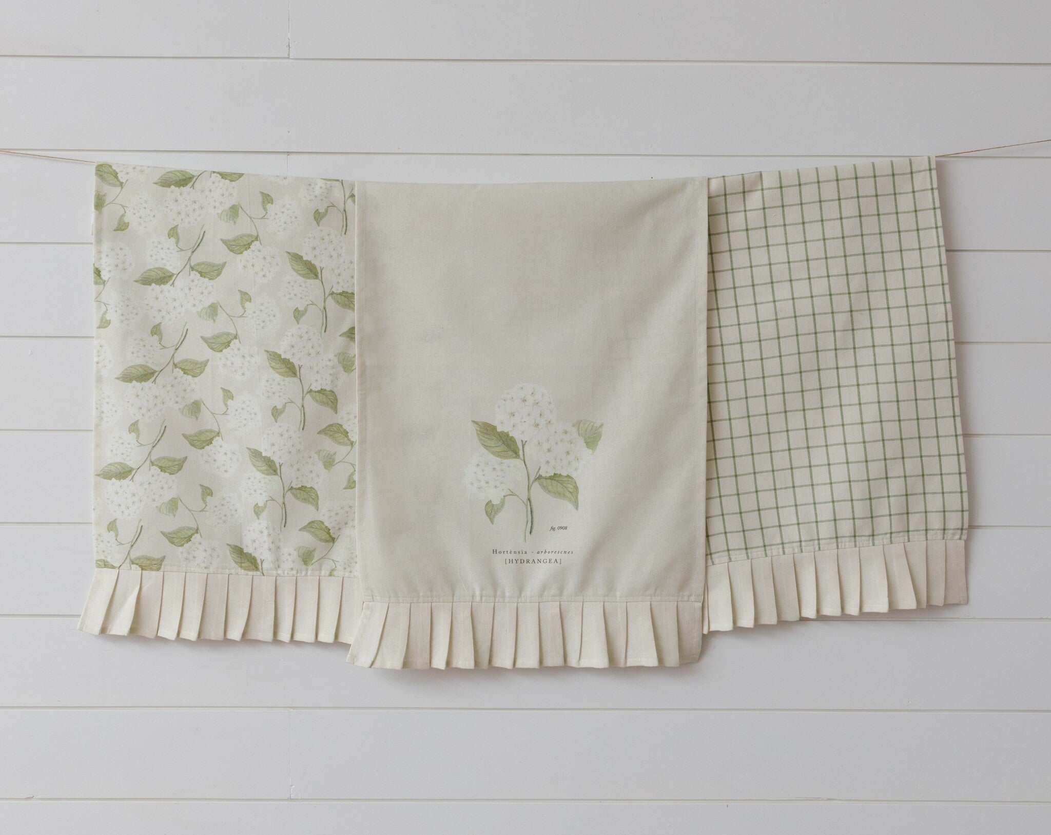 White Hydrangea Kitchen Towels (S/3)